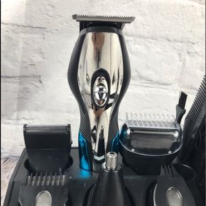 MENS GROOMING KIT